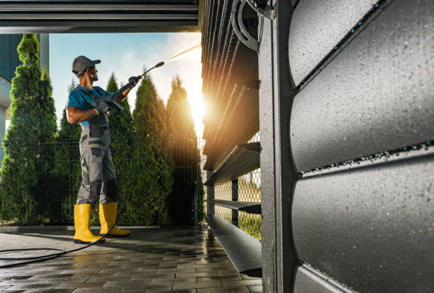 Best Sidewalk Pressure Washing  in Man, IL